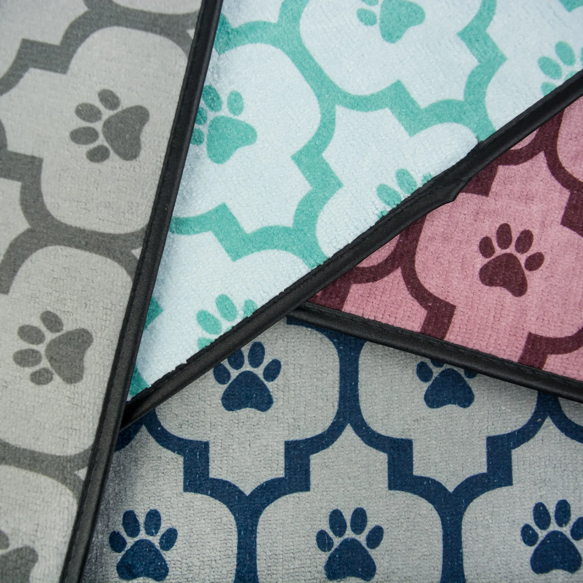Gray Lattice Paw Pet Mat Large