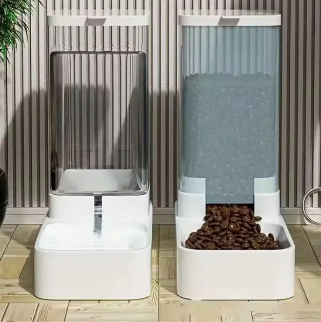 Pet's Food and Water Dispenser, Pet Feeder and Waterer for Dogs and Cats, Small and Large Size Options (Large)