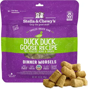 Stella & Chewy's Freeze-Dried Raw Cat Dinner Morsels - Premium Duck & Goose Recipe with 98% Cage-Free Poultry & Organs - Natural Grain-Free Cat & Kitten Food - Made in USA - 3.5 oz